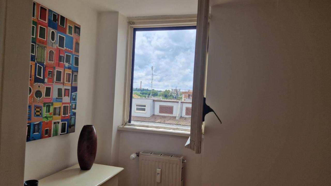 Casa Di Libri - Delizioso Appartamento A 10 Min Da Trastevere Roma Esterno foto