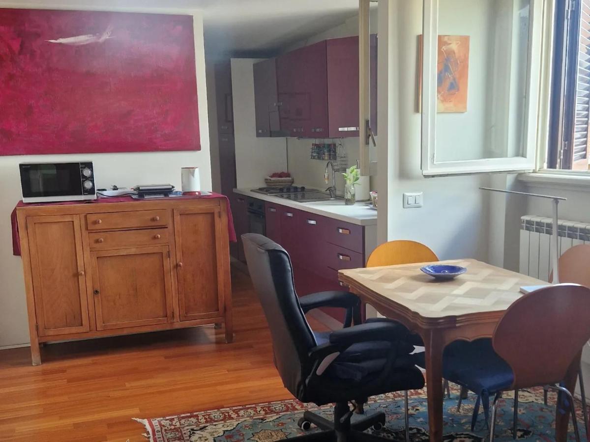 Casa Di Libri - Delizioso Appartamento A 10 Min Da Trastevere Roma Esterno foto